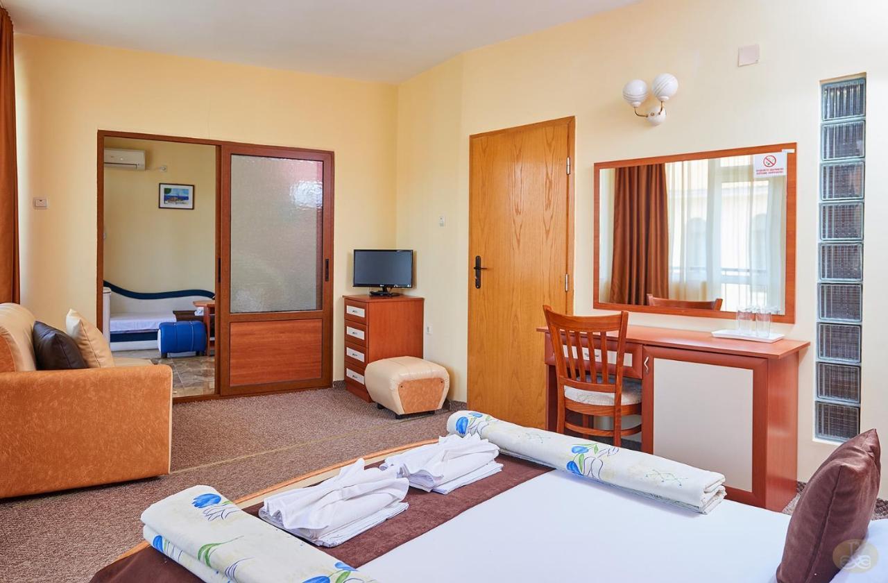 Peneka Hotel Поморие Экстерьер фото