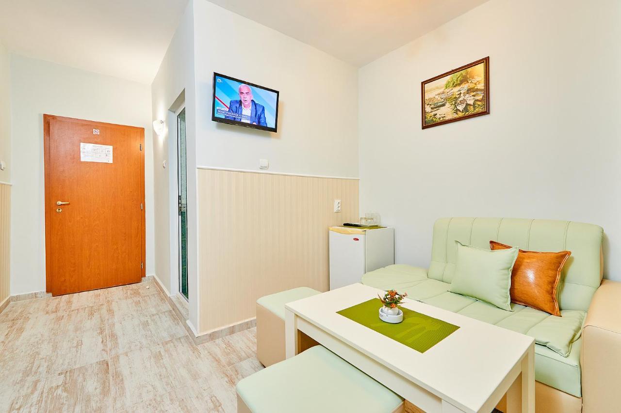 Peneka Hotel Поморие Экстерьер фото