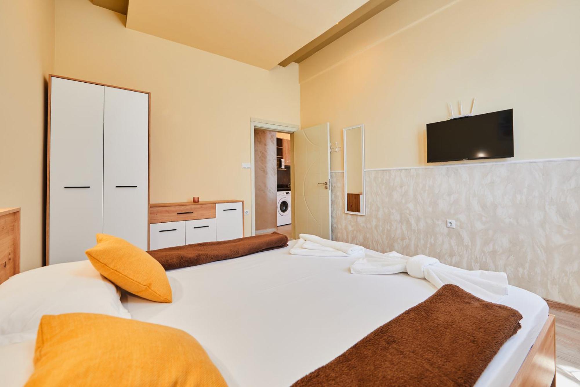 Peneka Hotel Поморие Экстерьер фото